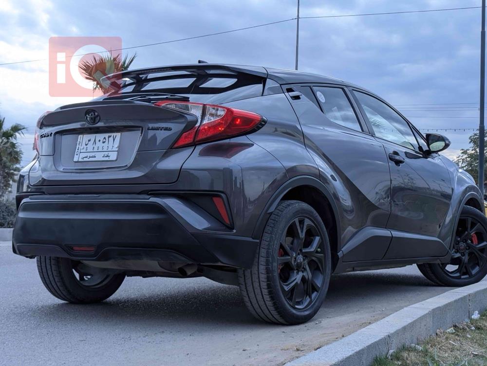 Toyota CH-R